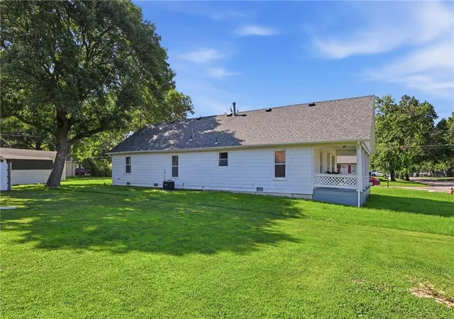 Homes for sale in Ottawa, KS | 821 W 10th St, Ottawa, KS 66067 | MLS# 2625548