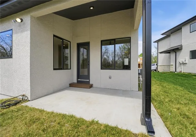 29th image of 212 Nw Orchard Ct, Lees Summit, MO 64063 | MLS# 2625554