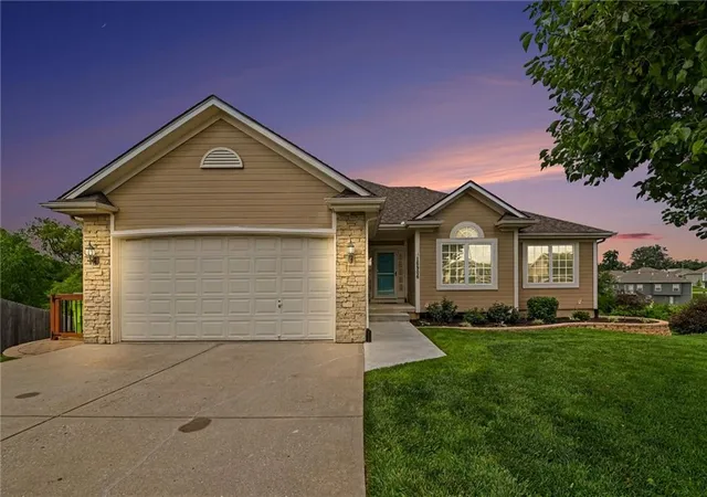 Homes for sale in Belton, MO | 16906 Meadow Creek Ct, Belton, MO 64012 | MLS# 2625556