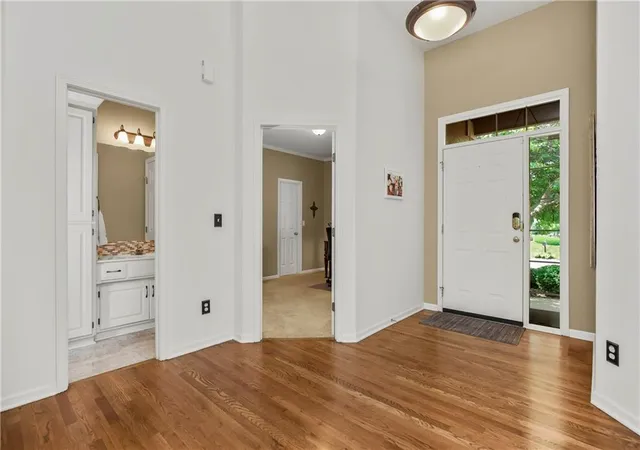 2nd image of 8301 W 157th St, Overland Park, KS 66223 | MLS# 2625572