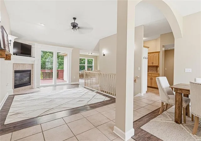 2nd image of 1305 Sw Graystone Cir, Grain Valley, MO 64029 | MLS# 2625573