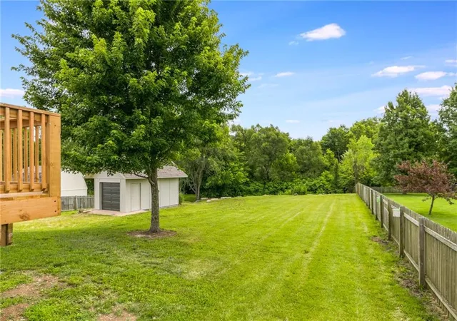 Homes for sale in Peculiar, MO | 992 Sicklebar Dr, Peculiar, MO 64078 | MLS# 2625581