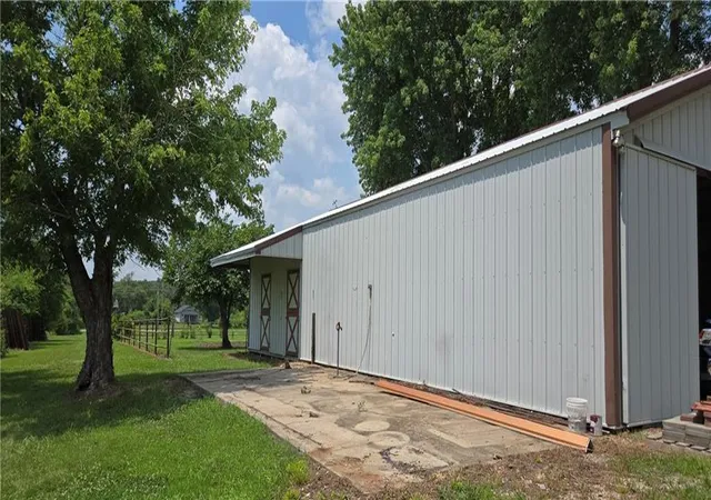 5th image of 31755 375Th St, Osawatomie, KS 66064 | MLS# 2625582