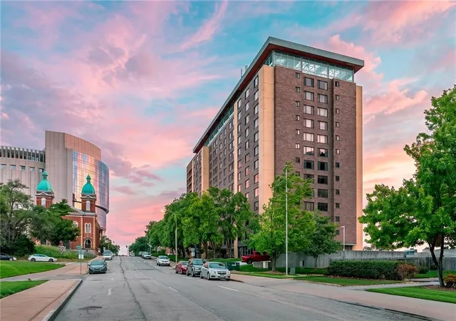 Homes for sale in Kansas City, MO | 600 E 8Th St #3L, Kansas City, MO 64106 | MLS# 2625606