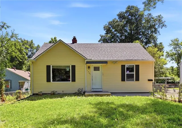 2nd image of 1867 N 37th St, Kansas City, KS 66102 | MLS# 2625612