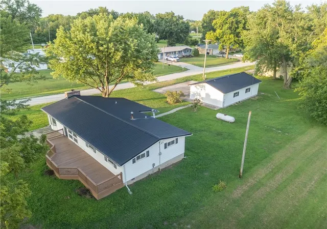 Photo 3 of Single family home for sale at 420 S 8th Street, Breckenridge, MO 64625 | MLS# 2625613 | Listing updated on 2026-08-19