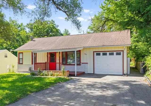 23rd image of 4905 Oakland Ave, Kansas City, KS 66102 | MLS# 2625623