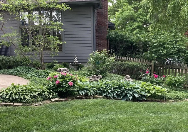 56th image of 7616 Slater St, Overland Park, KS 66204 | MLS# 2625649