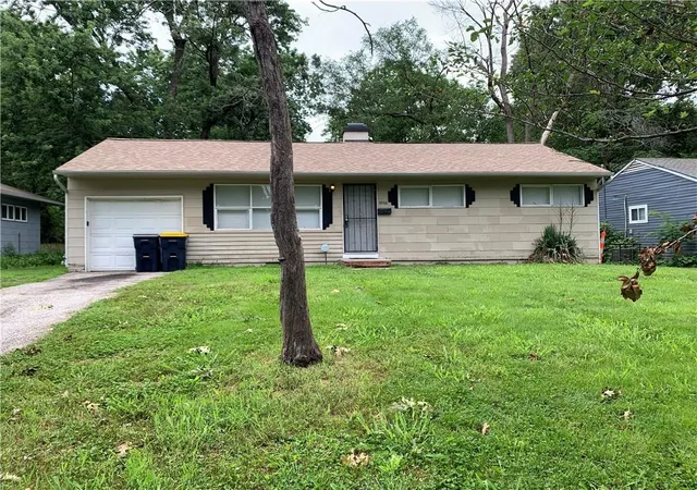 Photo 1 of Single family home for sale at 6906 E 114th Terrace, Kansas City, MO 64134 | MLS# 2625660 | Listing updated on 2026-08-20