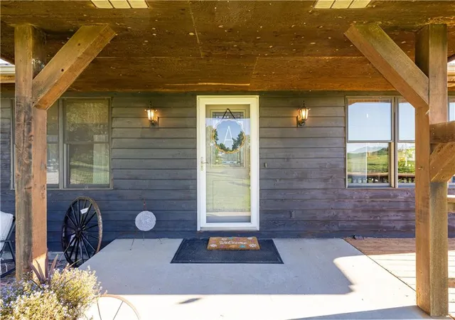 Photo 5 of Single family home for sale at 20449 N US 169 Hwy, Saint Joseph, MO 64505 | MLS# 2625661 | Listing updated on 2026-07-19