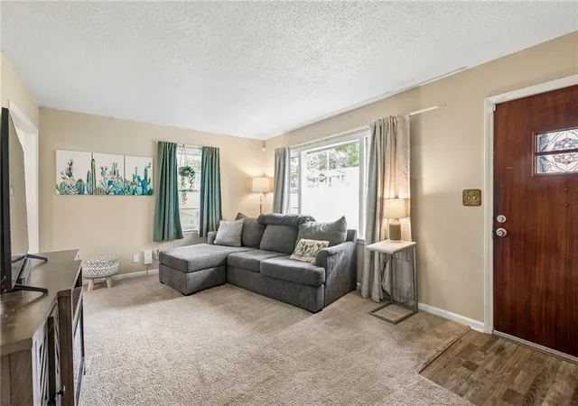 4th image of 4801 Ne 46Th Ter, Kansas City, MO 64117 | MLS# 2625663
