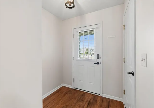 Photo 4 of Townhouse for sale at 5415 N Mercier Ave, Kansas City, MO 64118 | MLS# 2625664 | Listing updated on 2026-09-02