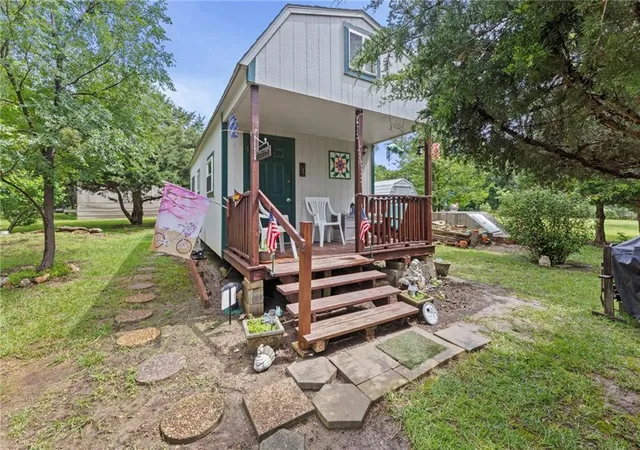 Homes for sale in Mapleton, KS | 24 28 Hackberry Rd, Mapleton, KS 66754 | MLS# 2625672