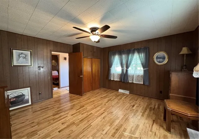 Photo 3 of Single family home for sale at 322 E 7th Street, Maryville, MO 64468 | MLS# 2625704 | Listing updated on 2026-08-24