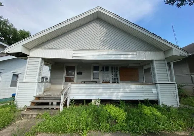Homes for sale in Saint Joseph, MO | 4011 King Hill Ave, Saint Joseph, MO 64504 | MLS# 2625710