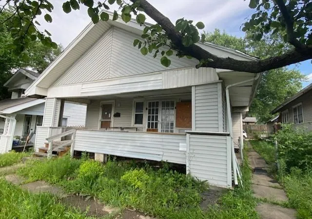 Homes for sale in Saint Joseph, MO | 4011 King Hill Ave, Saint Joseph, MO 64504 | MLS# 2625710