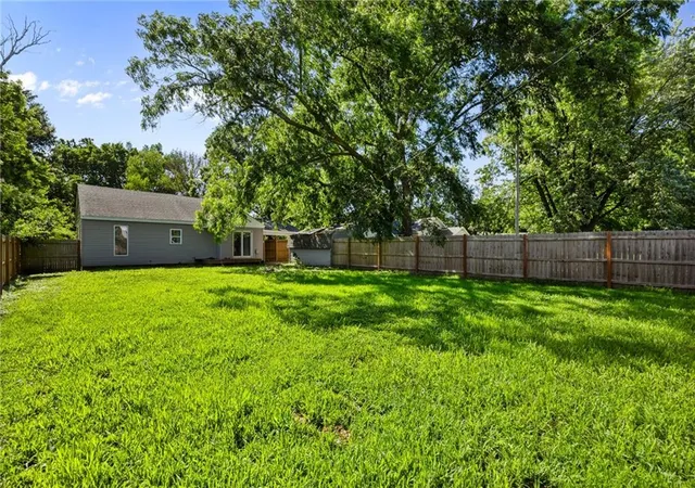 Homes for sale in Uniontown, KS | 404 Washington St, Uniontown, KS 66779 | MLS# 2625714