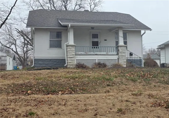 Homes for sale in Osawatomie, KS | 1106 Pacific Ave, Osawatomie, KS 66064 | MLS# 2625715