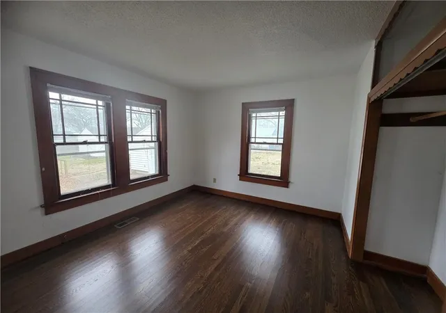Homes for sale in Osawatomie, KS | 1106 Pacific Ave, Osawatomie, KS 66064 | MLS# 2625715
