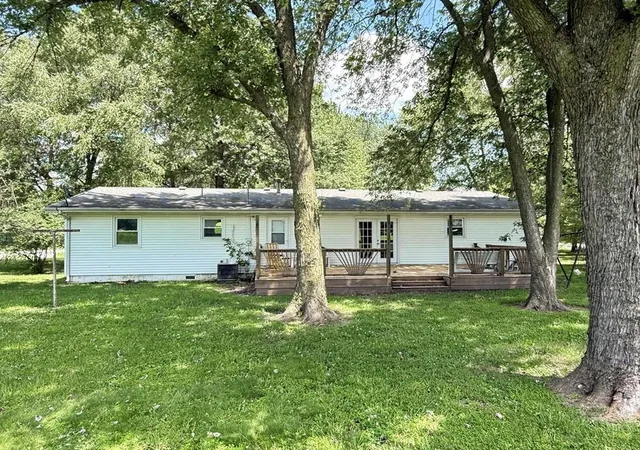 Homes for sale in El Dorado Springs, MO | 1608 Ely Dr, El Dorado Springs, MO 64744 | MLS# 2625734