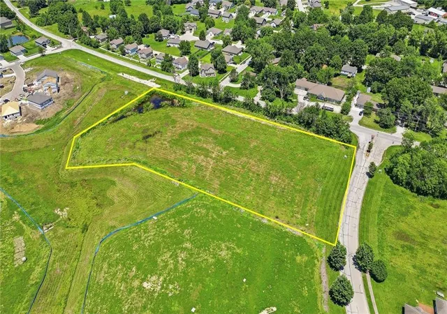 Homes for sale in Peculiar, MO | Tbd Tuscany Pkwy, Peculiar, MO 64078 | MLS# 2625746