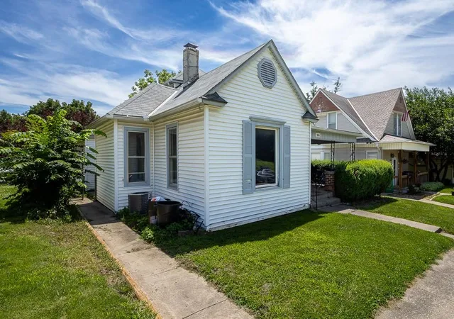 Homes for sale in St Joseph, MO | 3010 Felix St, St Joseph, MO 64501 | MLS# 2625755
