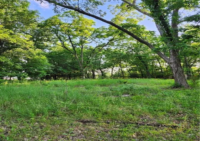 3rd image of 18 Sunset Cir, La Cygne, KS 66040 | MLS# 2625774