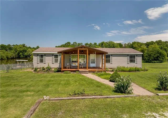 Homes for sale in Windsor, MO | 1316 965P Rd, Windsor, MO 65360 | MLS# 2625778