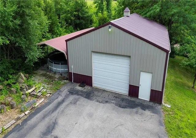 3rd image of 22700 E Blue Mills Rd, Independence, MO 64058 | MLS# 2625783