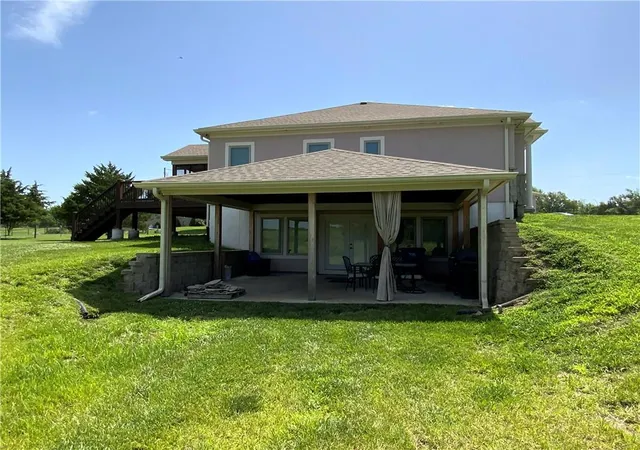 Homes for sale in Tonganoxie, KS | 18144 Evans Rd, Tonganoxie, KS 66086 | MLS# 2625785