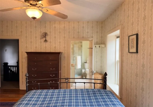 4th image of 646 Louisiana St, Lawrence, KS 66044 | MLS# 2625801
