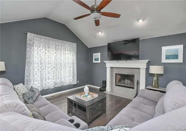 5th image of 20022 W 220Th Ter, Spring Hill, KS 66083 | MLS# 2625806