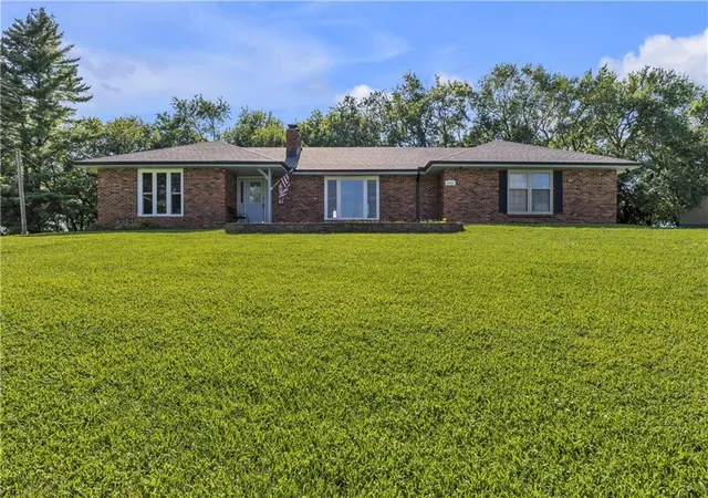 Photo 1 of Single family home for sale at 6306 Highway 169 Se, Saint Joseph, MO 64507 | MLS# 2625807 | Listing updated on 2026-07-29