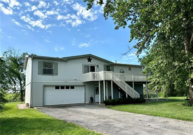 1st image of 1106 Lakeshore Dr, Rushville, MO 64484 | MLS# 2625812