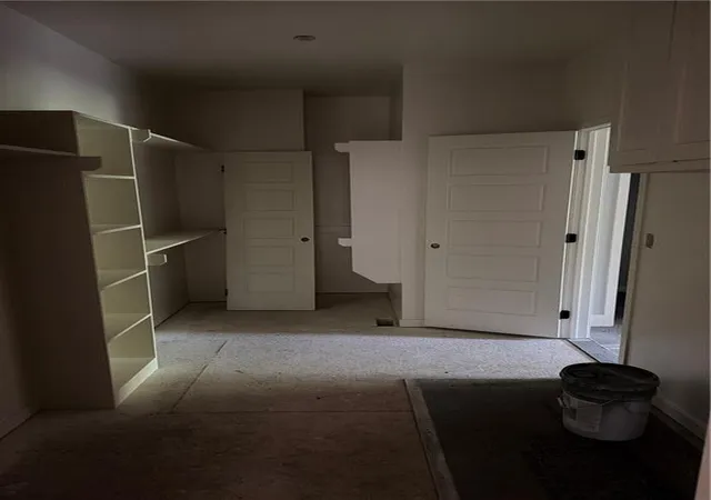 Photo 3 of Single family home for sale at 4802 Ne 86th Terrace, Kansas City, MO 64156 | MLS# 2625828 | Listing updated on 2026-09-21