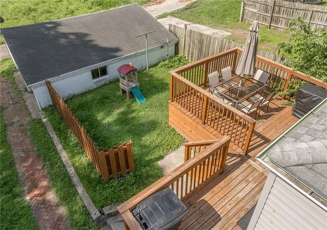 Photo 2 of Single family home for sale at 2024 Jules St, Saint Joseph, MO 64501 | MLS# 2625830 | Listing updated on 2026-09-21