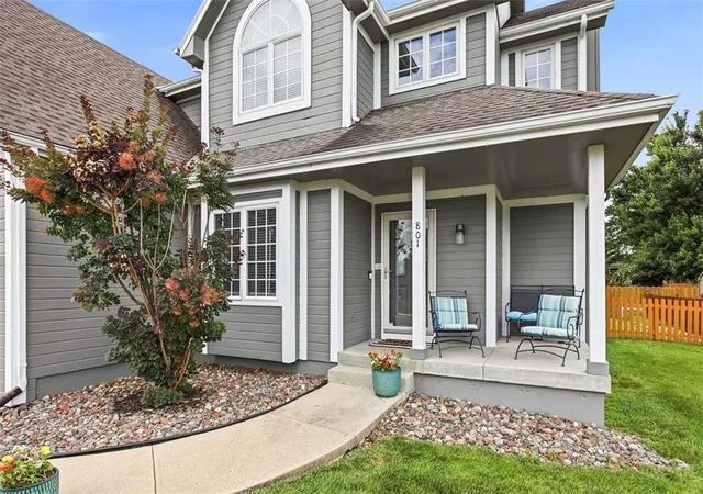 4th image of 801 Sw 35Th St, Lees Summit, MO 64082 | MLS# 2625844