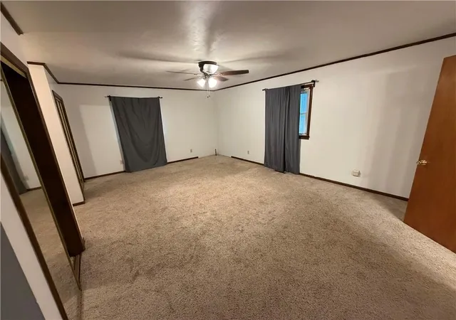 Homes for sale in Pittsburg, KS | 452 Fieldcrest Dr, Pittsburg, KS 66762 | MLS# 2625851