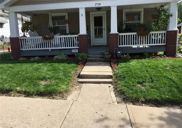 Homes for sale in Saint Joseph, MO | 1718 Sacramento St, Saint Joseph, MO 64507 | MLS# 2625853