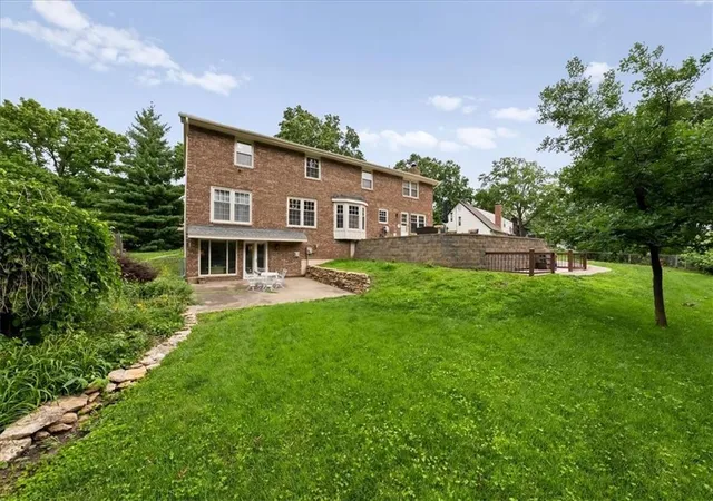 38th image of 11818 Central St, Kansas City, MO 64114 | MLS# 2625858