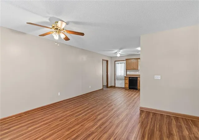 Homes for sale in Cameron, MO | 607 W 6Th St, Cameron, MO 64429 | MLS# 2625870