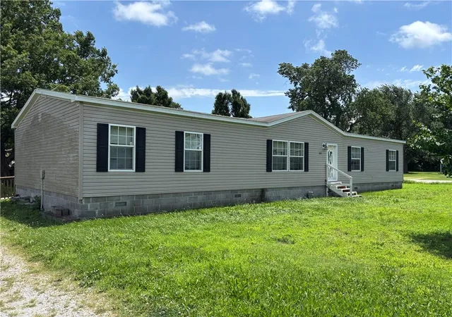 Homes for sale in Arma, KS | 302 N 1st St, Arma, KS 66712 | MLS# 2625873