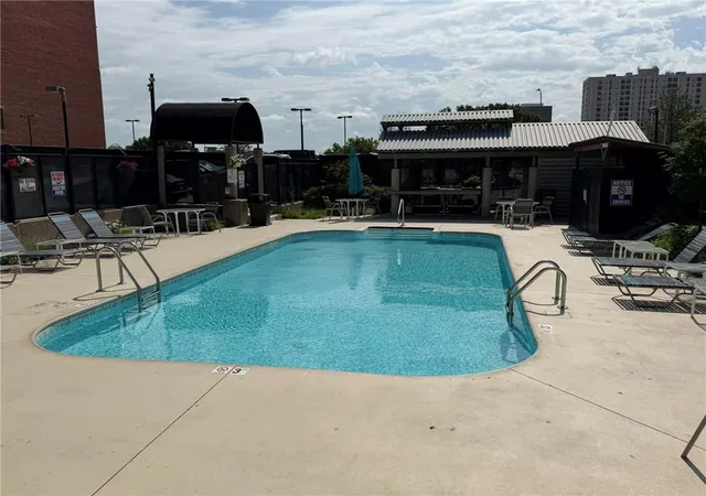 Photo 28 of Condo for sale at 609 Central St #1303, Kansas City, MO 64105 | MLS# 2625892 | Listing updated on 2026-08-25