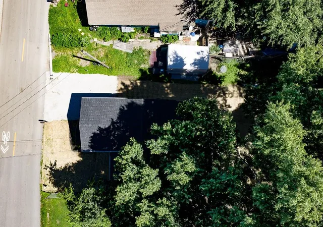 Homes for sale in Lawrence, KS | 516 N 7th St, Lawrence, KS 66044 | MLS# 2625923