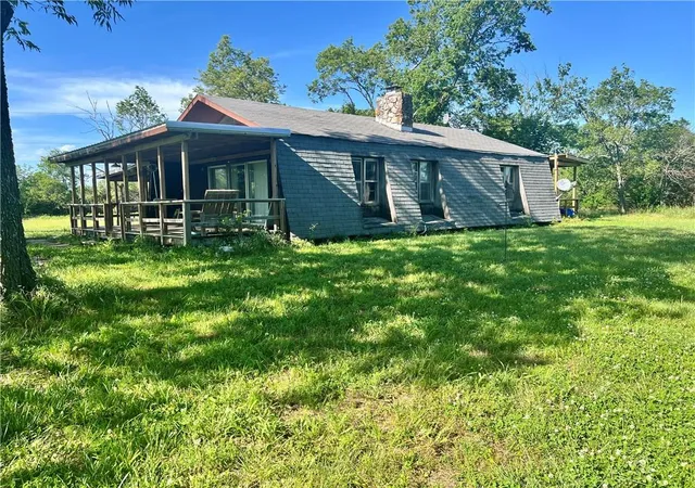 Homes for sale in Fort Scott, KS | 1065 230th St, Fort Scott, KS 66701 | MLS# 2625924