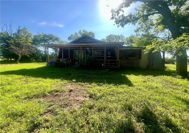 Homes for sale in Fort Scott, KS | 1065 230Th St, Fort Scott, KS 66701 | MLS# 2625924