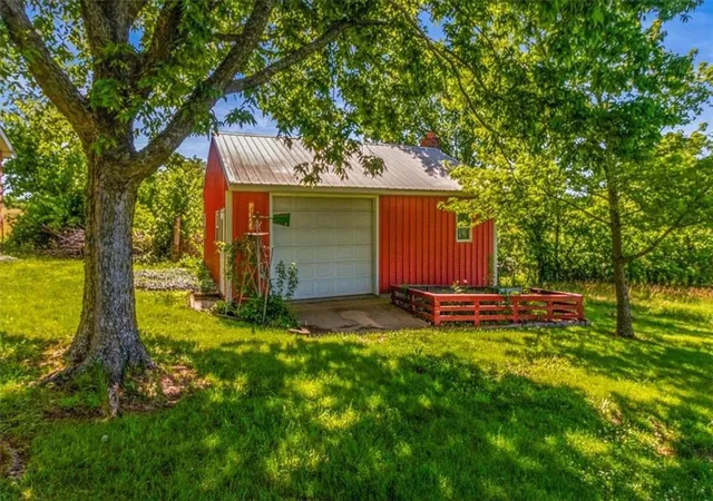 5th image of 37909 E Hudson Rd, Oak Grove, MO 64075 | MLS# 2625930