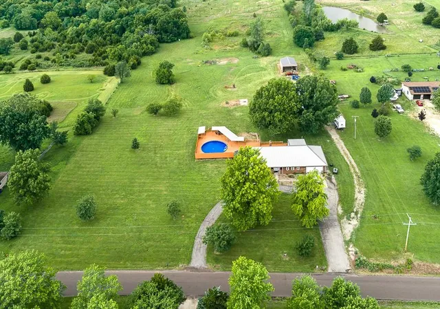4th image of 14435 166Th St, Bonner Springs, KS 66012 | MLS# 2625946