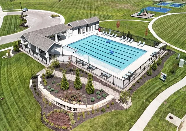 5th image of 1720 Sw Arbor Park Dr Sw, Lees Summit, MO 64082 | MLS# 2625948