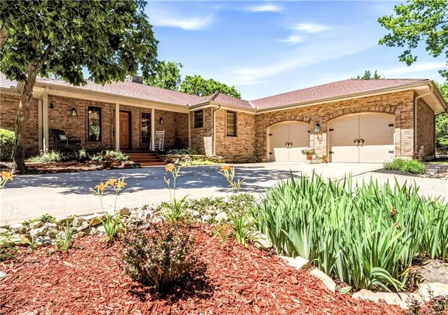 1st image of 33180 W 95th Street, De Soto, KS 66018 | MLS# 2625965